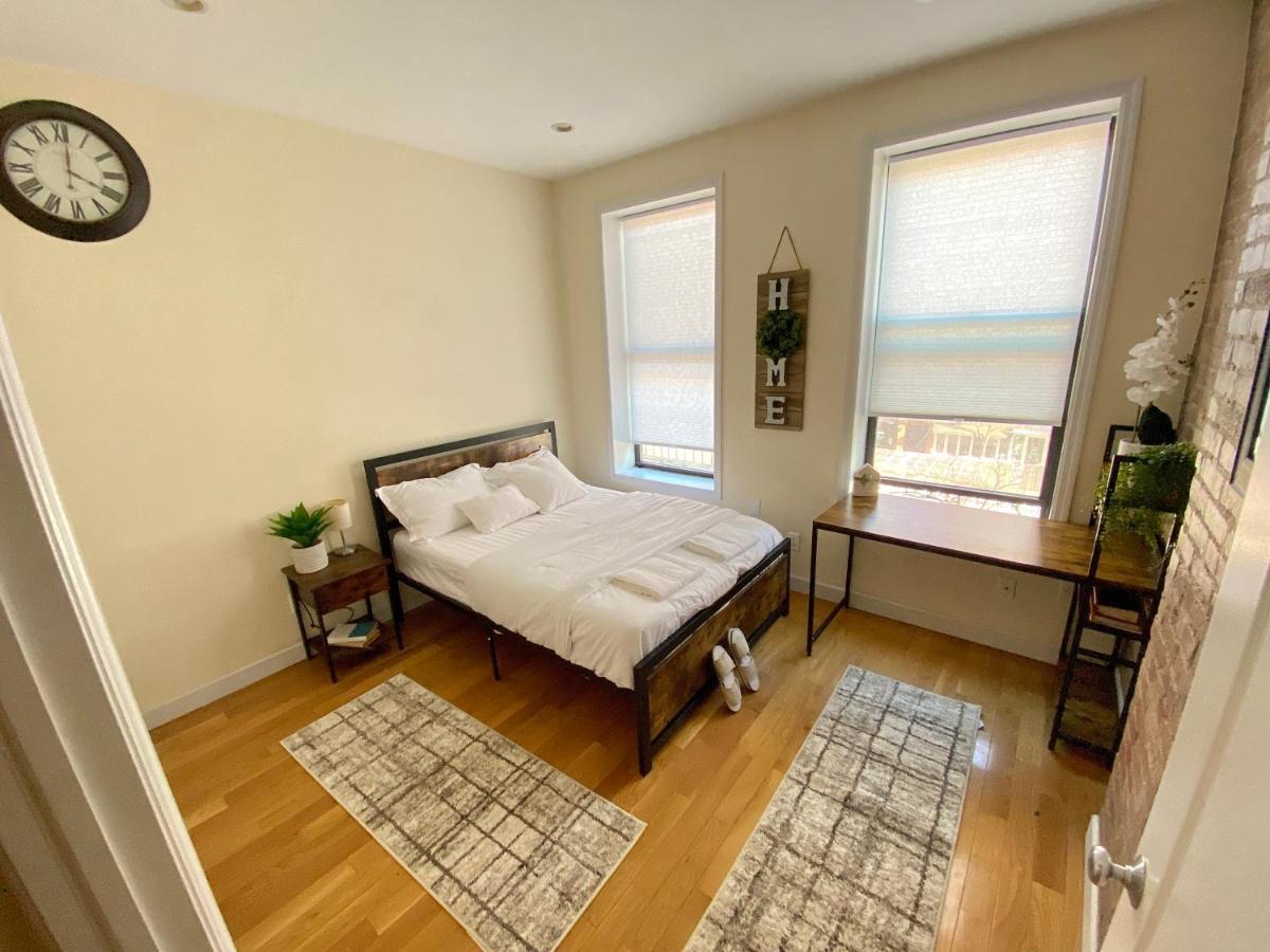 Entire Apartment In Manhattan Near Times Square Нью-Йорк Экстерьер фото